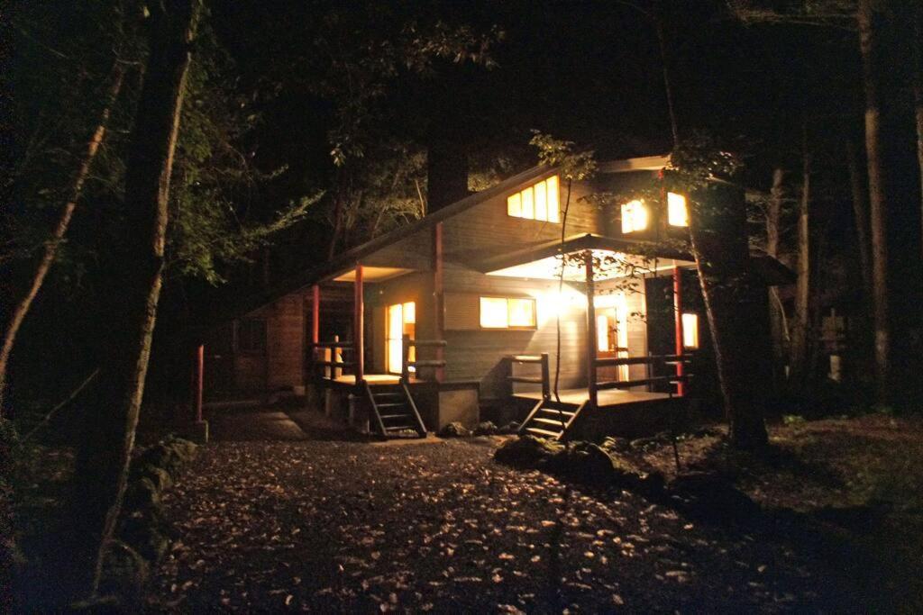 Haruna Wing Private Cottage In The Forest Overlooking The Golf Course 吾妻硫黄鉱山 エクステリア 写真